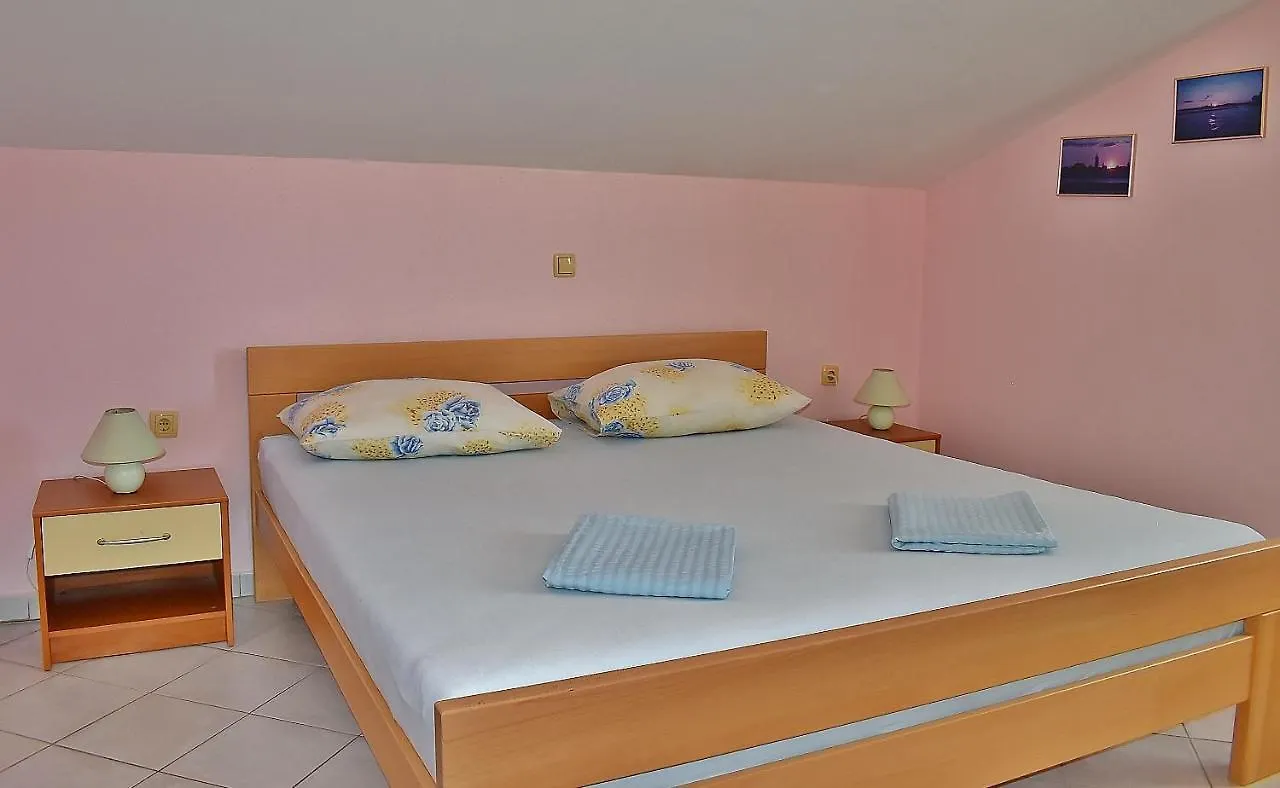 Apartments Felicce Banjol 0*,  Croatia