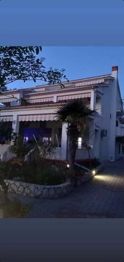 Apartments Felicce Banjol 0*,